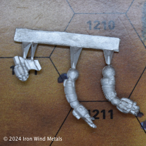 Bloodhound B1-HND Arm Sprue / Missile Pod